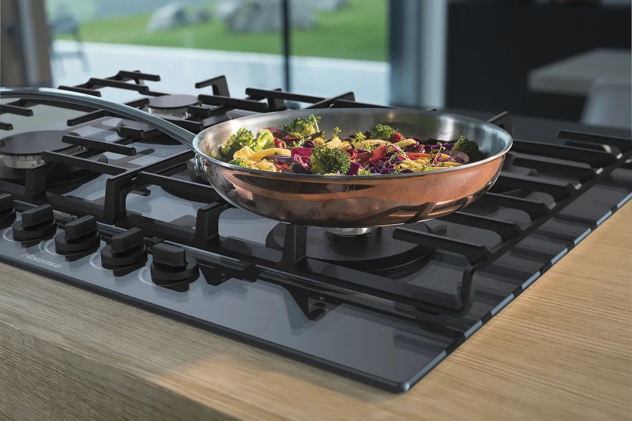Hisense HF531GEES 50×55 CM (3 Gas + 1 Electric Plate) Cooker